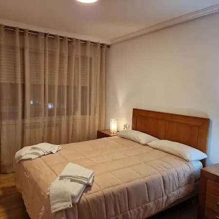 Lovely Balaidos アパート ヴィーゴ