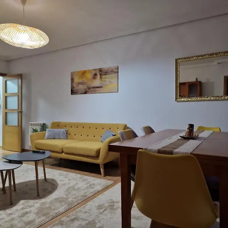 Lovely Balaidos アパート ヴィーゴ