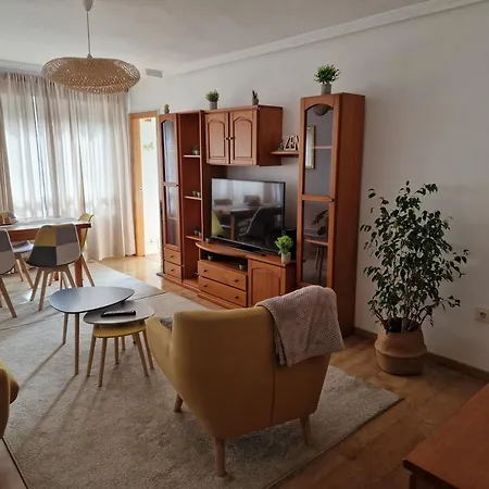 Lovely Balaidos Apartament *